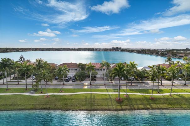 Exterior, Lake, Water