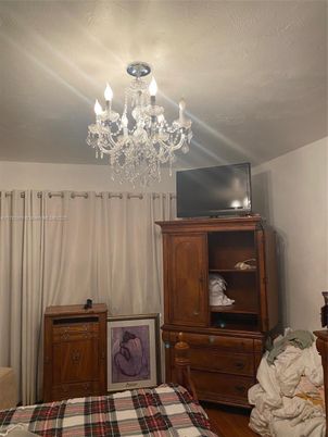 Chandelier, Interior