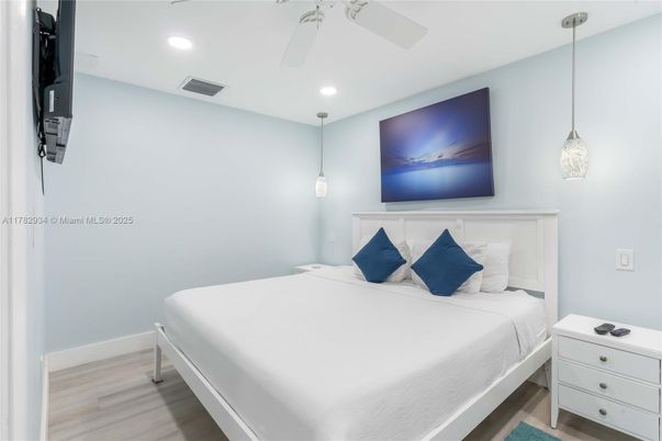 Bedroom, Interior, Pendant Lights, Recessed Lighting, Wood Texture Flooring