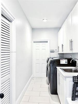 Interior, Recessed Lighting, Washer