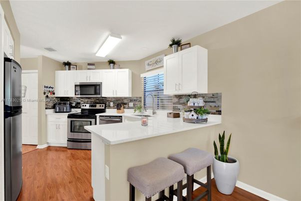 Interior, Kitchen, Stainless Steel Appliances, Wood Texture Flooring