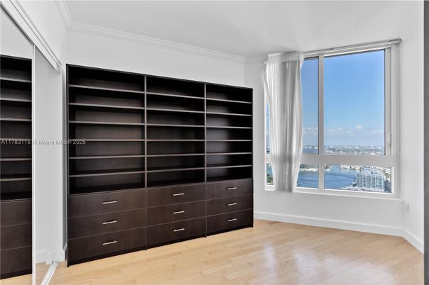 Interior, Walk-in Closets, Water, Wood Texture Flooring