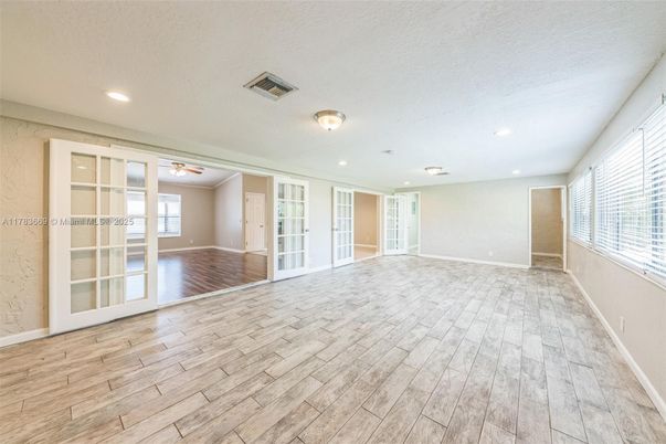 Empty room, Interior, Recessed Lighting, Wood Texture Flooring