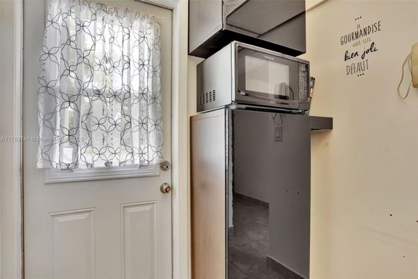 Interior, Washer