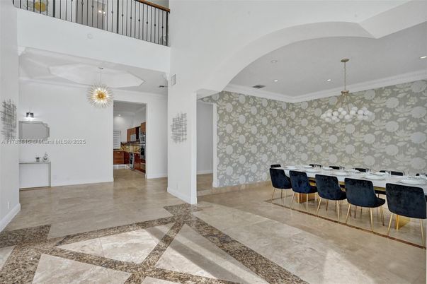 Dining room, Interior, Pendant Lights, Recessed Lighting