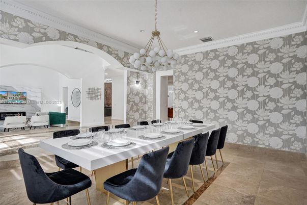 Chandelier, Dining room, Interior, Living room, Recessed Lighting