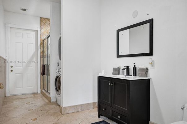Interior, Washer