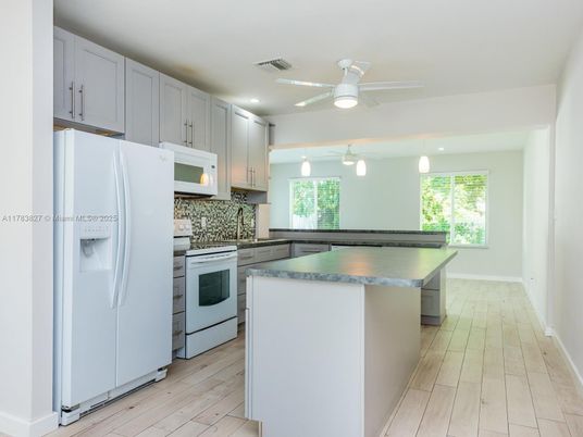 Interior, Kitchen, Pendant Lights, Recessed Lighting, Wood Texture Flooring