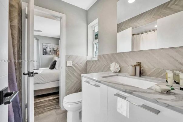 Bathroom, Bedroom, Interior, Recessed Lighting, Wood Texture Flooring