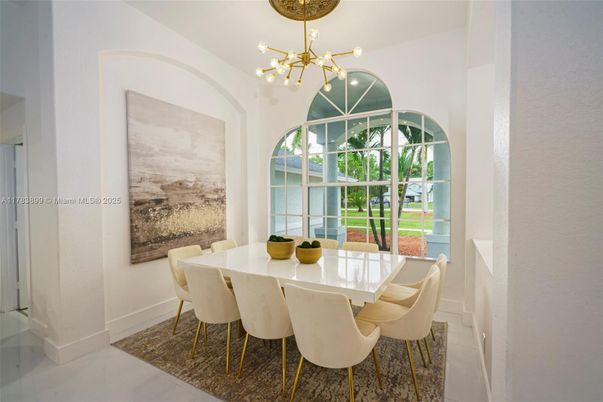 Dining room, Interior, Pendant Lights