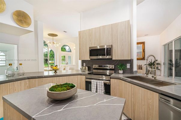 Interior, Kitchen, Pendant Lights, Stainless Steel Appliances