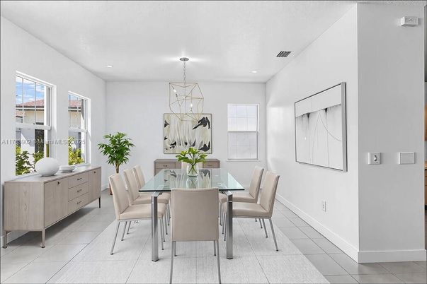 Dining room, Interior, Pendant Lights, Recessed Lighting
