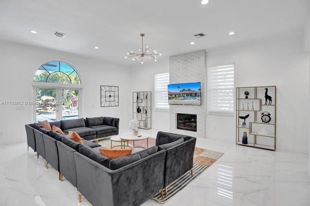 Fireplace, Interior, Living room, Marble, Pendant Lights, Recessed Lighting