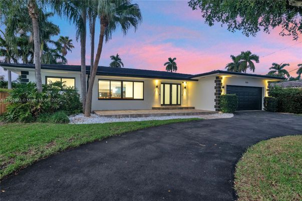 Attached, Backyard, Exterior, Facade, Ranch