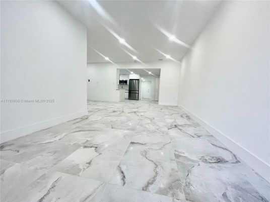 Empty room, Interior, Marble, Recessed Lighting