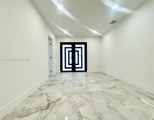 Empty room, Interior, Marble, Recessed Lighting