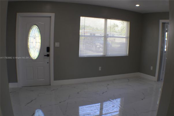 Empty room, Interior, Marble, Recessed Lighting