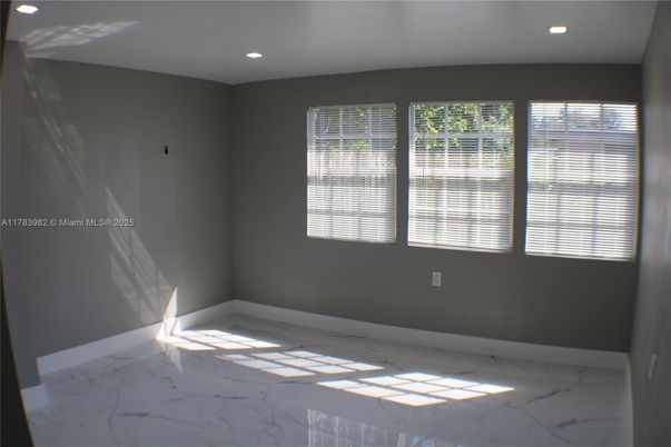 Empty room, Interior, Marble, Recessed Lighting