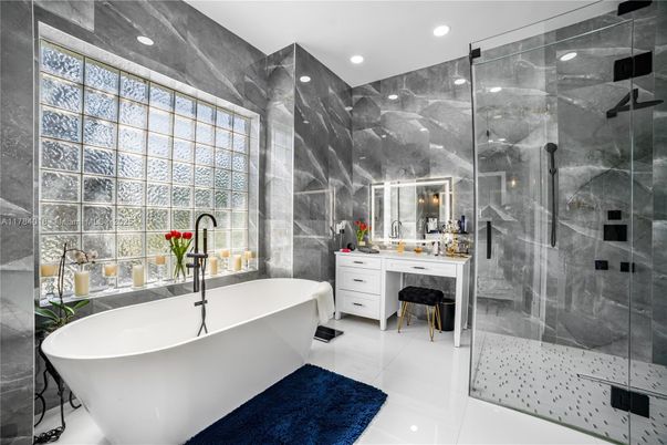 Bathroom, Free Standing Baths, Glass Shower, Interior, Recessed Lighting