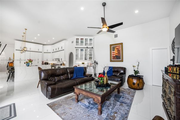Interior, Kitchen, Living room, Recessed Lighting