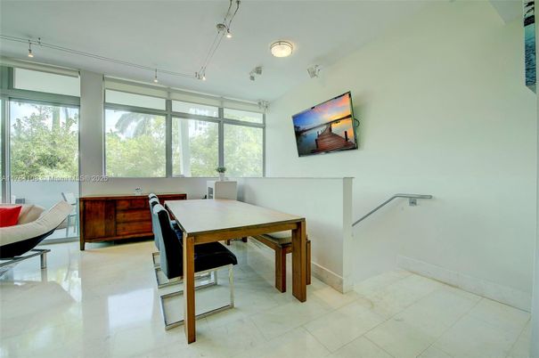 Dining room, Interior