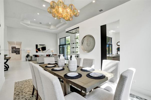 Chandelier, Dining room, Interior, Living room, Recessed Lighting