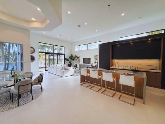 Dining room, Interior, Living room, Recessed Lighting