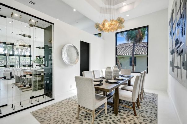 Dining room, Interior, Pendant Lights, Recessed Lighting