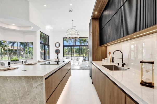 Chandelier, Interior, Kitchen, Living room, Pendant Lights, Recessed Lighting