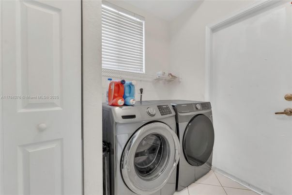 Interior, Utility Closets, Washer