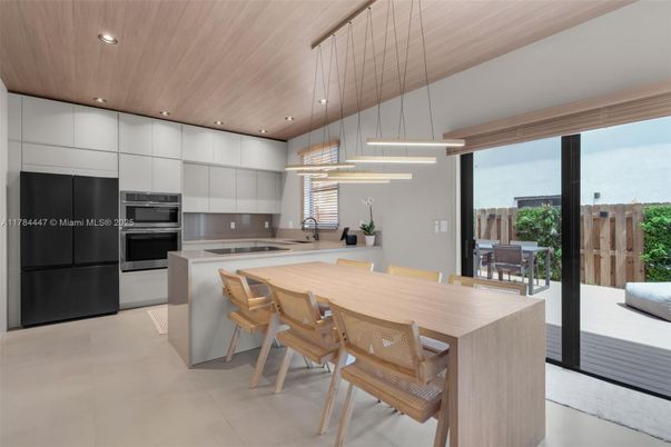Dining room, Interior, Kitchen, Pendant Lights, Recessed Lighting, Stainless Steel Appliances, Wooden Ceilings