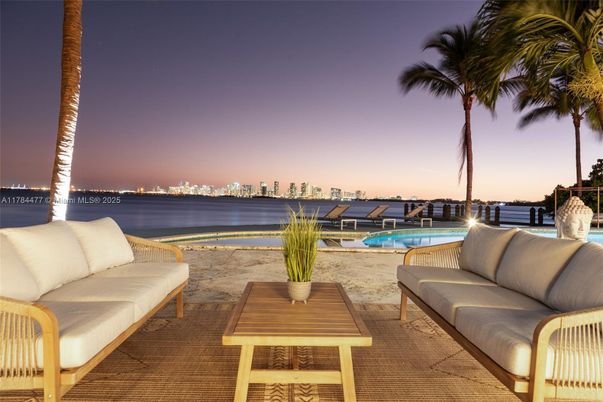 Exterior, Pool, Water
