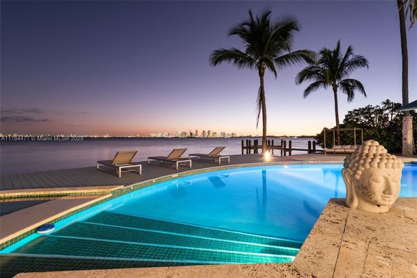 Exterior, Pool, Water