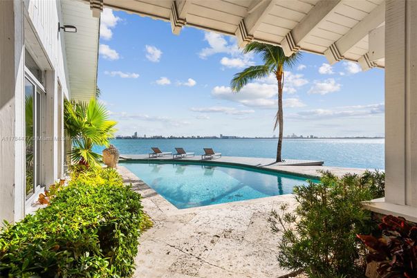 Exterior, Lake, Pool, Water