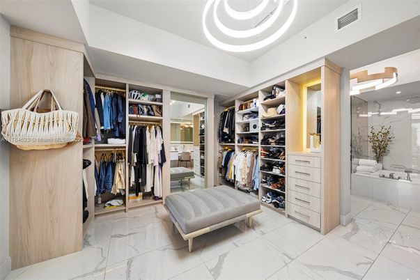 Interior, Marble, Recessed Lighting, Walk-in Closets