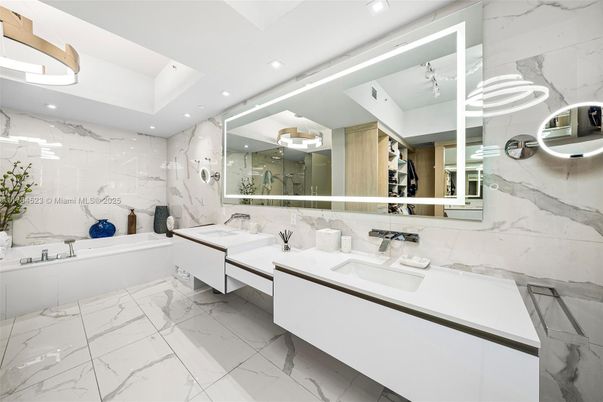 Bathroom, Dual Sink Vanities, Interior, Marble, Marble Walls, Recessed Lighting
