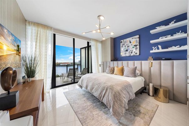 Bedroom, Interior, Pendant Lights, Water