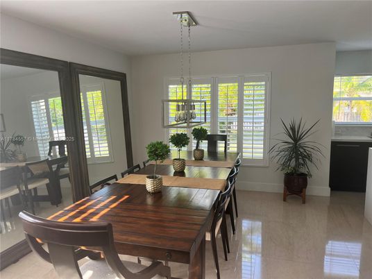 Dining room, Interior, Pendant Lights