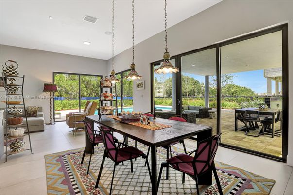 Dining room, Interior, Pendant Lights, Recessed Lighting
