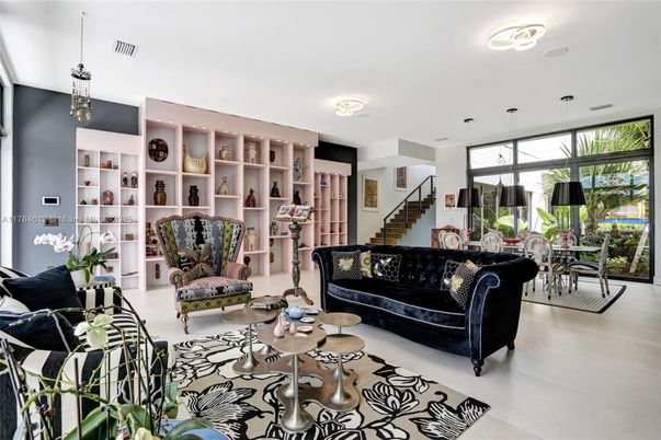 Dining room, Interior, Living room, Pendant Lights