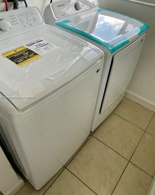Interior, Washer
