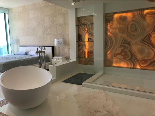 Bathroom, Free Standing Baths, Glass Shower, Interior, Recessed Lighting