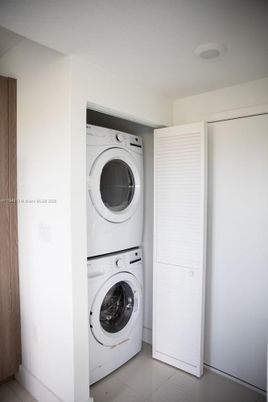 Interior, Utility Closets, Washer