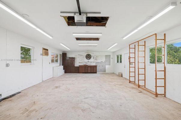 Interior, Wooden Beams