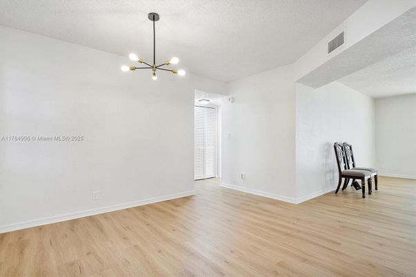 Empty room, Interior, Pendant Lights, Wood Texture Flooring