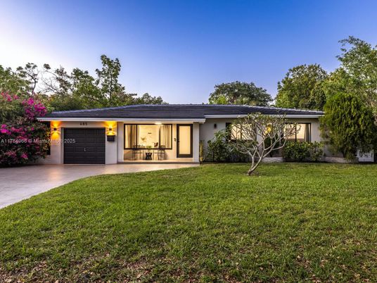 Attached, Backyard, Exterior, Facade, Ranch