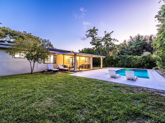 Backyard, Exterior, Pool
