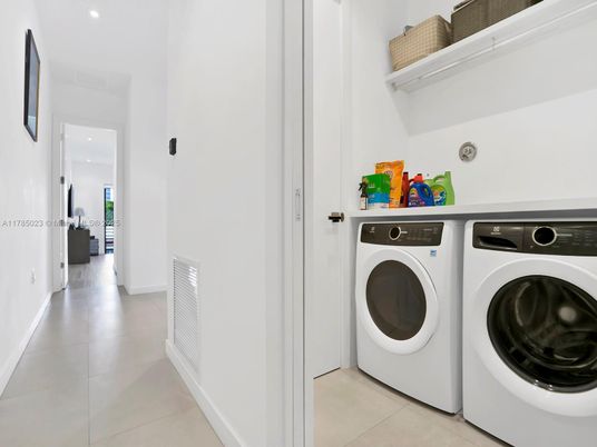 Interior, Recessed Lighting, Washer