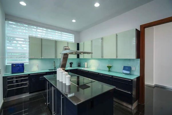 Interior, Kitchen, Recessed Lighting