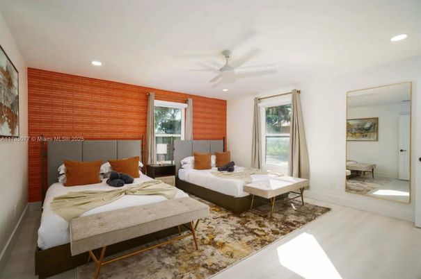 Bedroom, Interior, Recessed Lighting